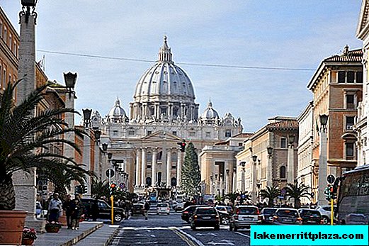 Cities of Italy: St. Peter's Square in Rome: history and features