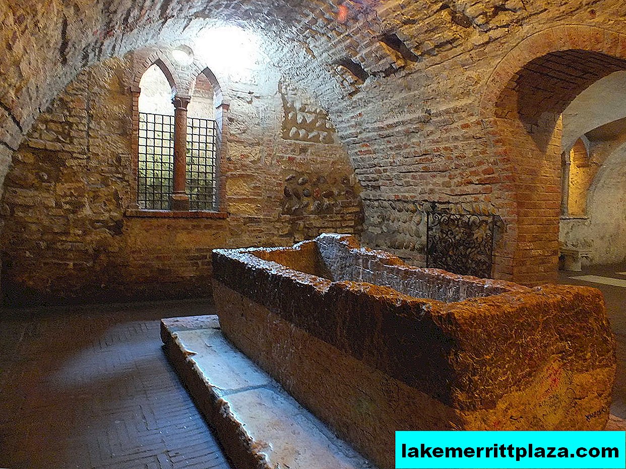 Italy: Tomb of Juliet