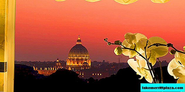 Roman hotels break rules before canonization of popes
