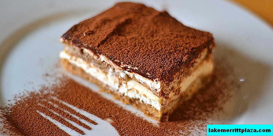 Italian desserts: Tiramisu
