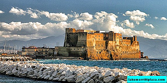 Castillo de Castell del Ovo (huevos) en Nápoles